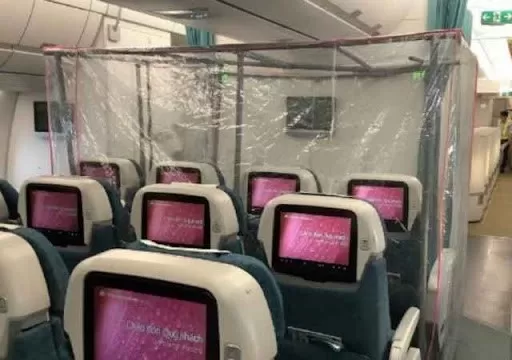 Nguy cơ lây nhiễm COVID-19 trên các chuyến bay giải cứu và sáng kiến của các bác sĩ bệnh viện Nhiệt Đới Trung Ương, Việt Nam